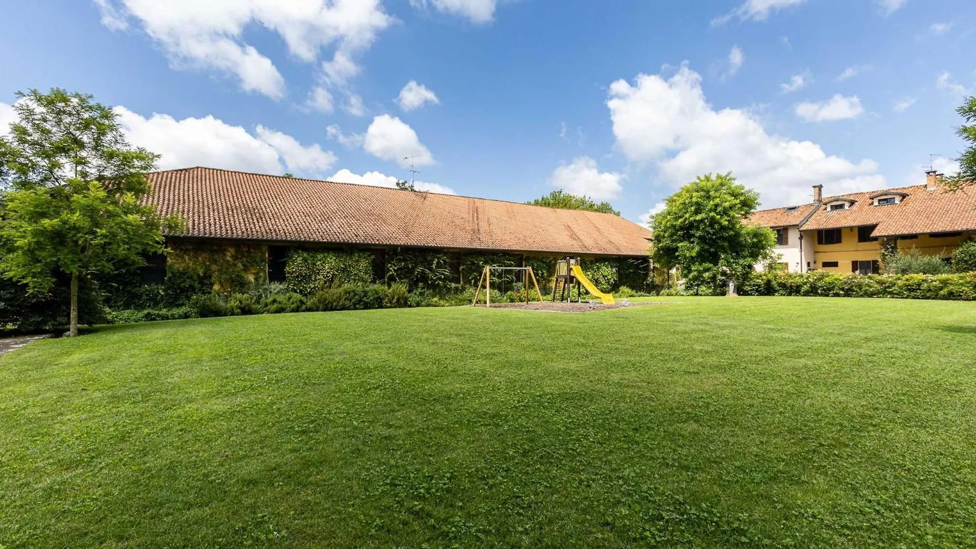 Cascina Gaggioli Villa Milan