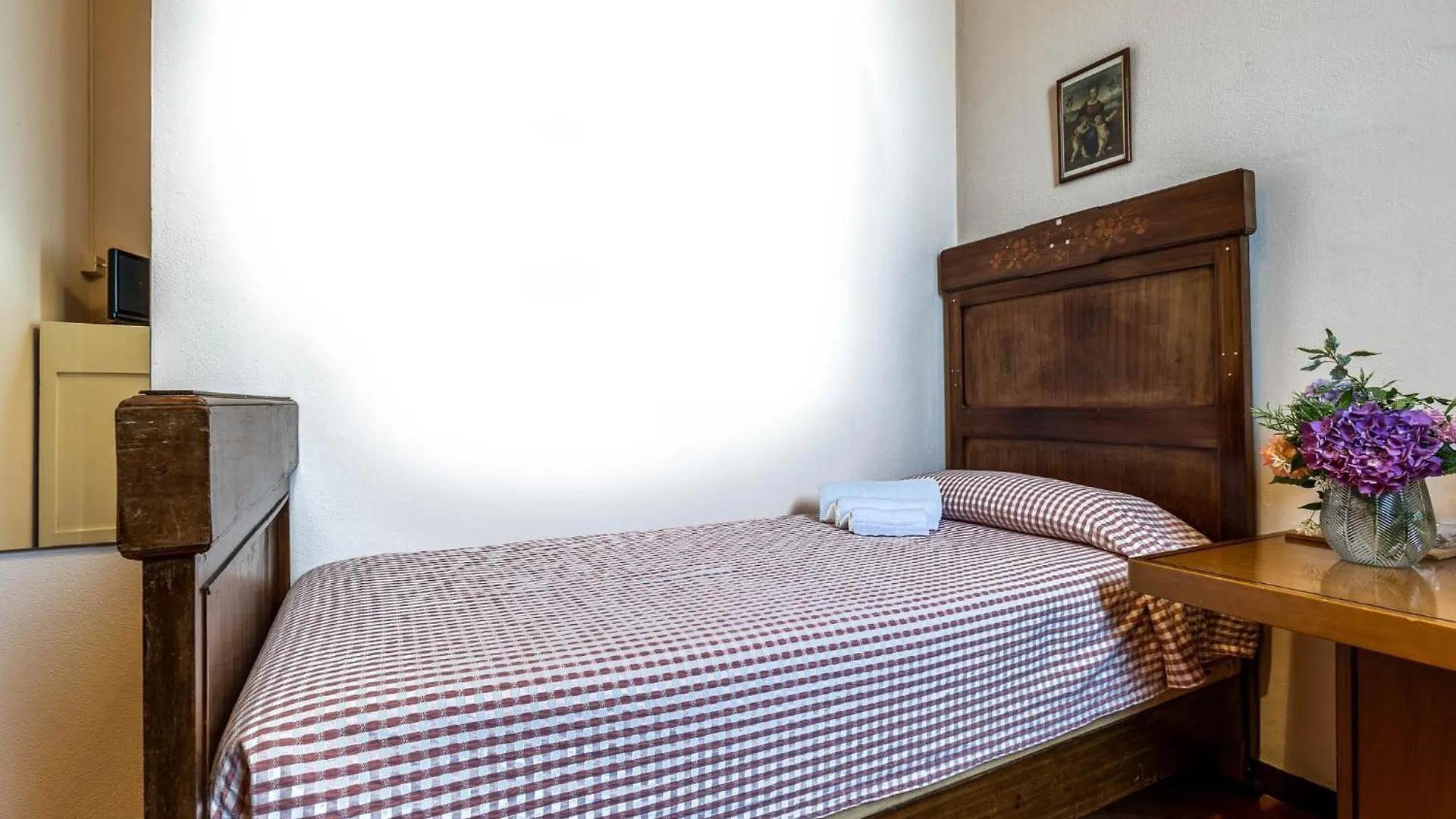 Cascina Gaggioli Villa Milan 0*,  Italy
